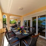 Apartamento Alba Rab Banjol